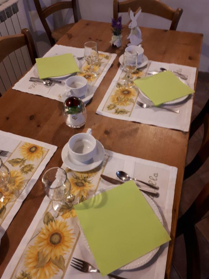 Willa Agriturismo Grilla Mele Zewnętrze zdjęcie